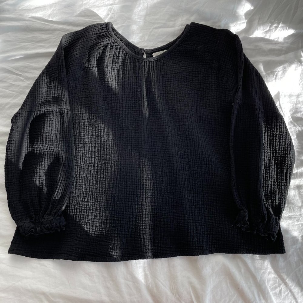 Black lightweight long sleeve